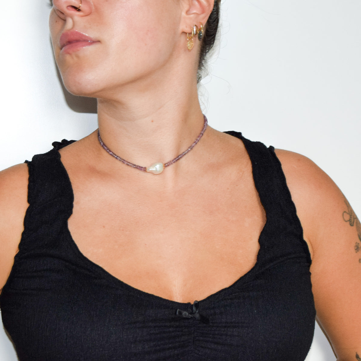 Halo — Sapphire Pearl Choker