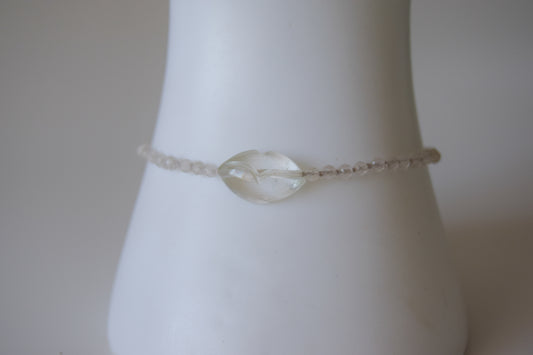 Clear Quartz Lip Bracelet