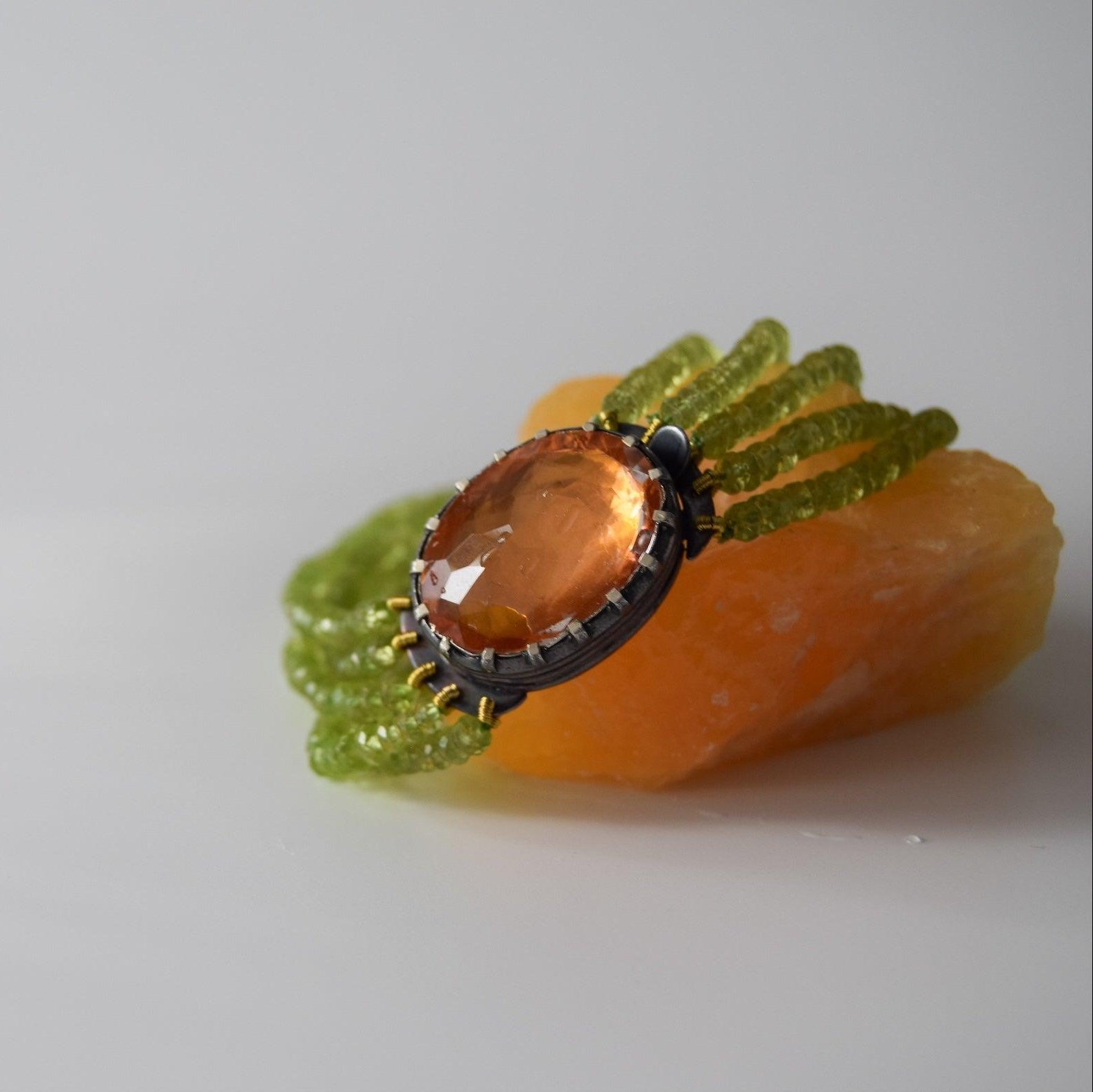 Quartz and Peridot Bracelet - Atelier Asali