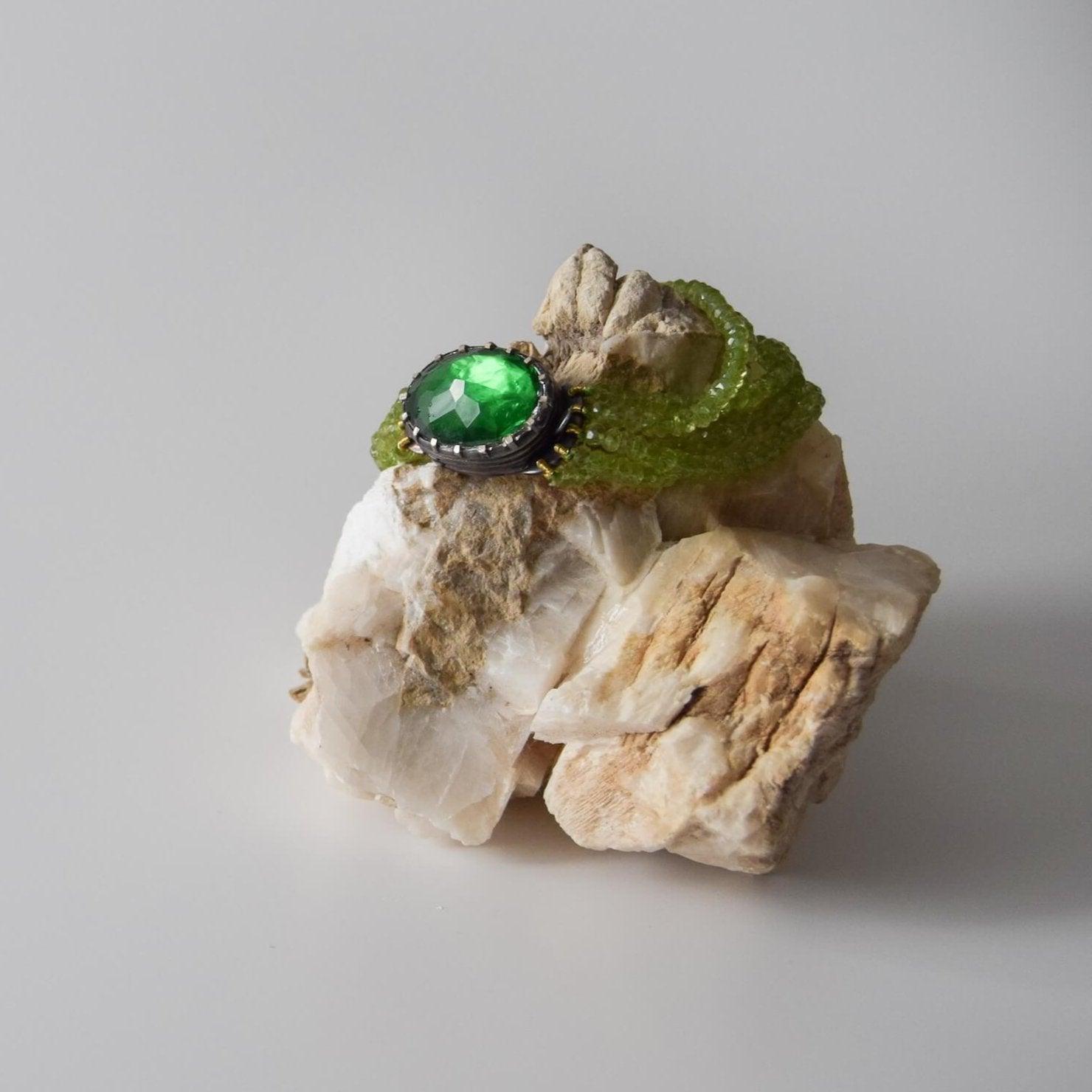 Quartz and Peridot Bracelet - Atelier Asali