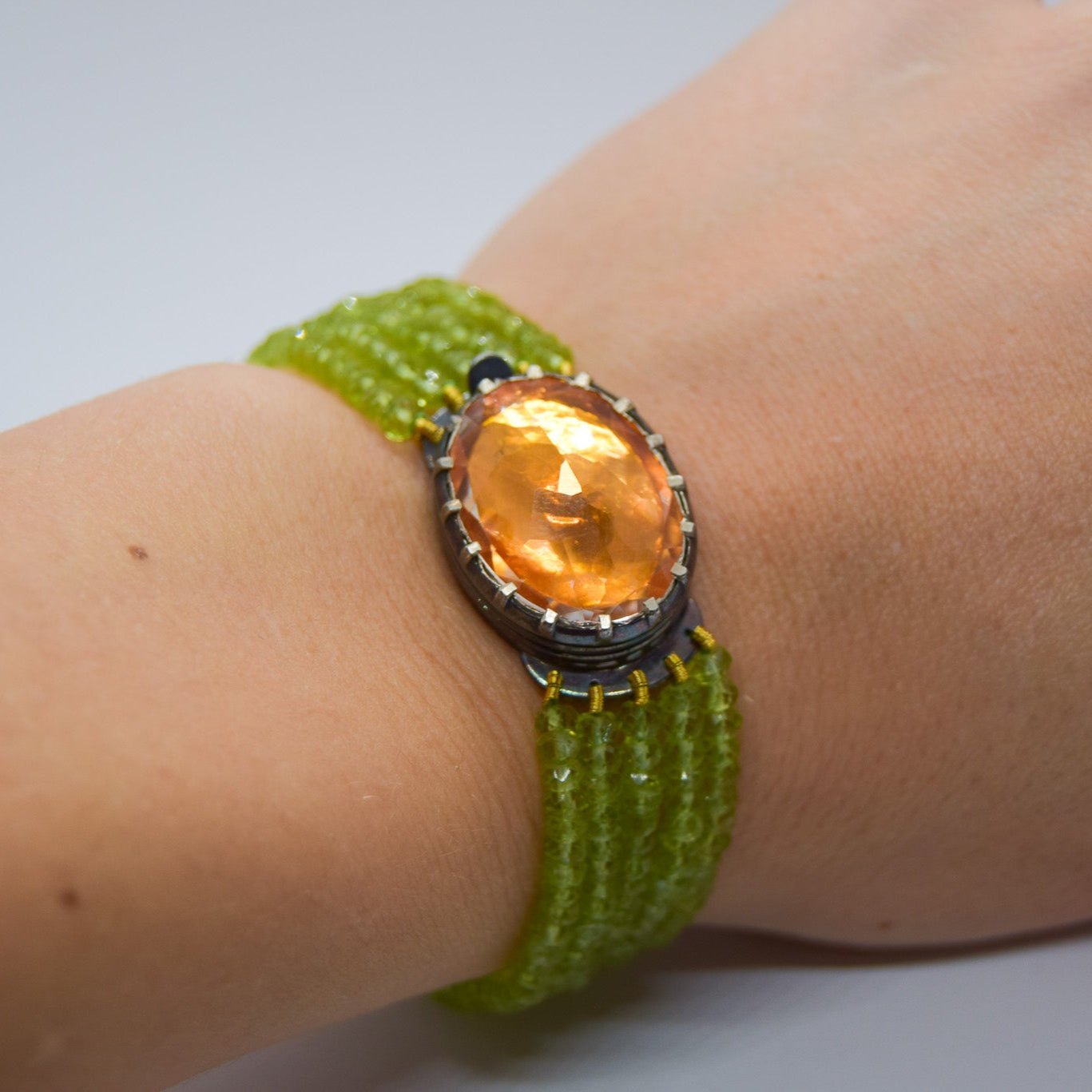 Quartz and Peridot Bracelet - Atelier Asali